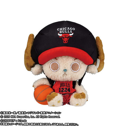 20cm plush of One Piece's Chopper wearing a Chicago Bulls cap and jersey, holding a basketball, made of soft polyester.